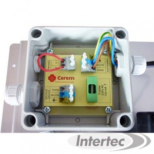 Platine de commande EV3 pour kit de sécurité DAF Express.
Tension d'alimentation : 220 V AC.